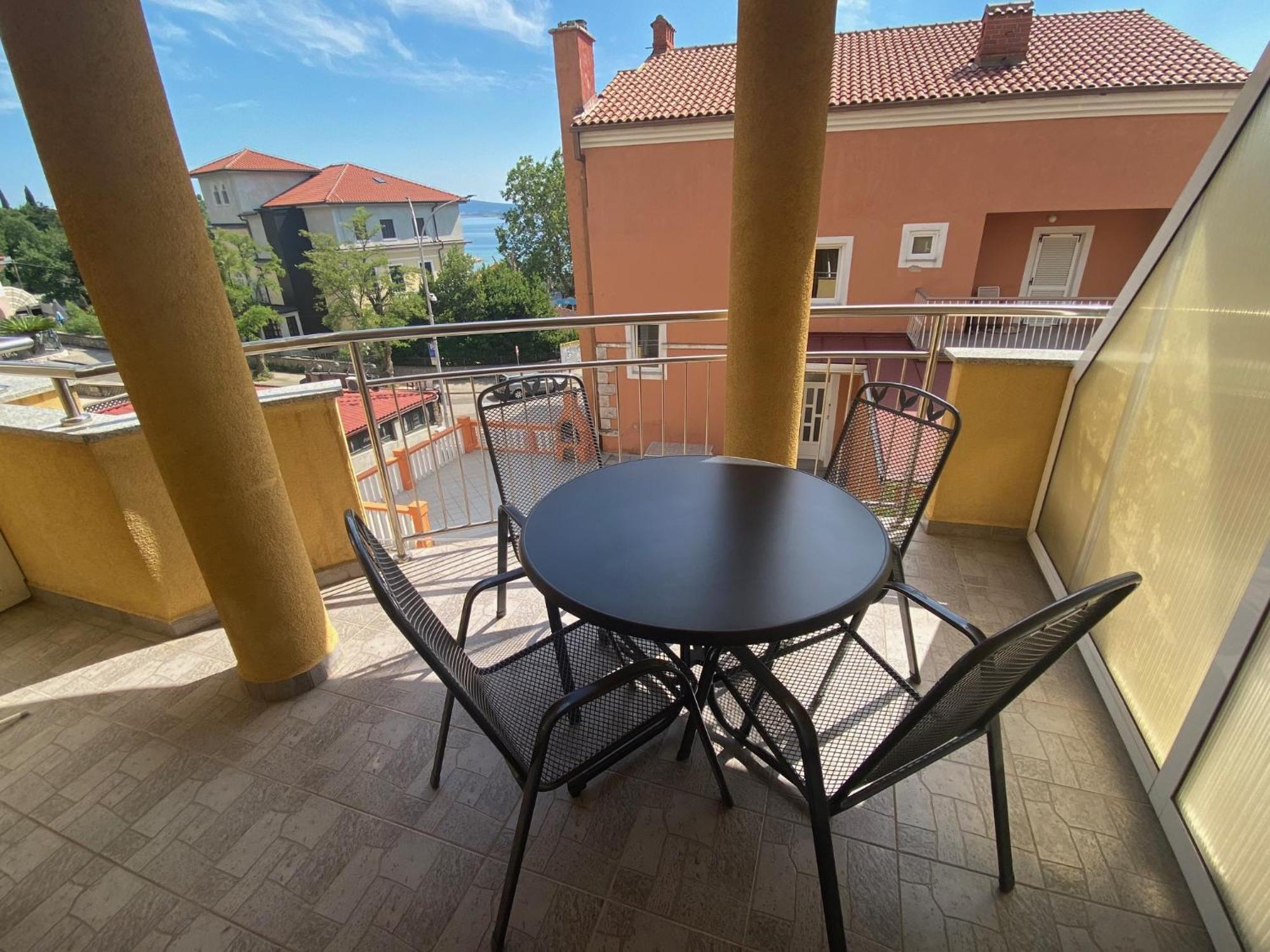 Duerr Apartman Crikvenica Kültér fotó